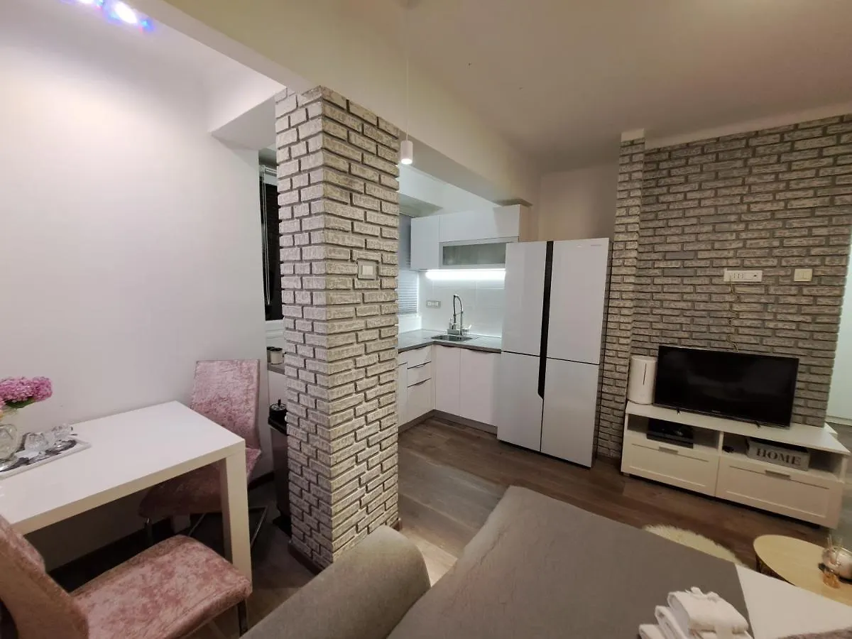 Studio Apartman Natasha Rijeka 0*,  Croatia